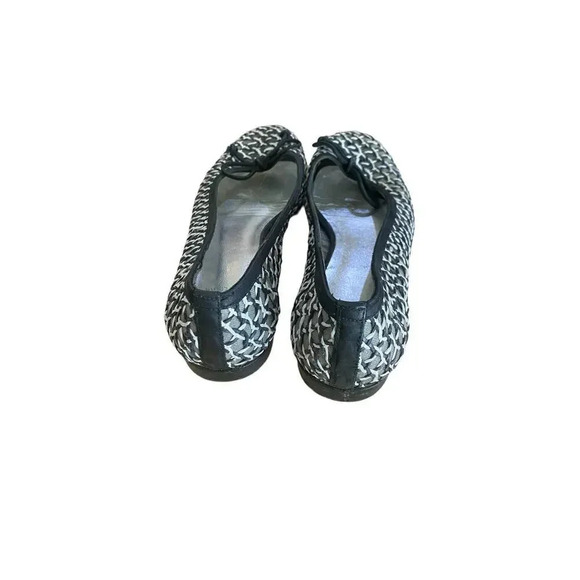 Stuart Weitzman Women's Woven Leather & Mesh Upper Basket Bow Flats Size 7.5 - Picture 3 of 5